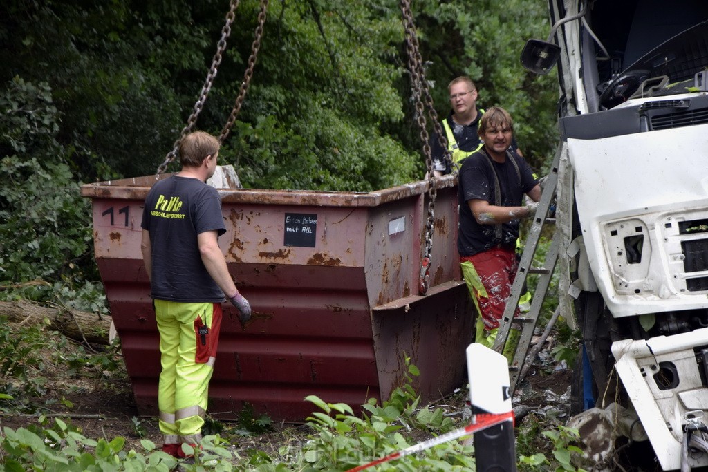 Schwerer VU A 3 Rich Oberhausen Hoehe AK Leverkusen P823.JPG - Miklos Laubert